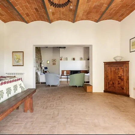 The House , Tuscany And The Pool بيت للعطل كاستيلّينا إنْ كْيانت